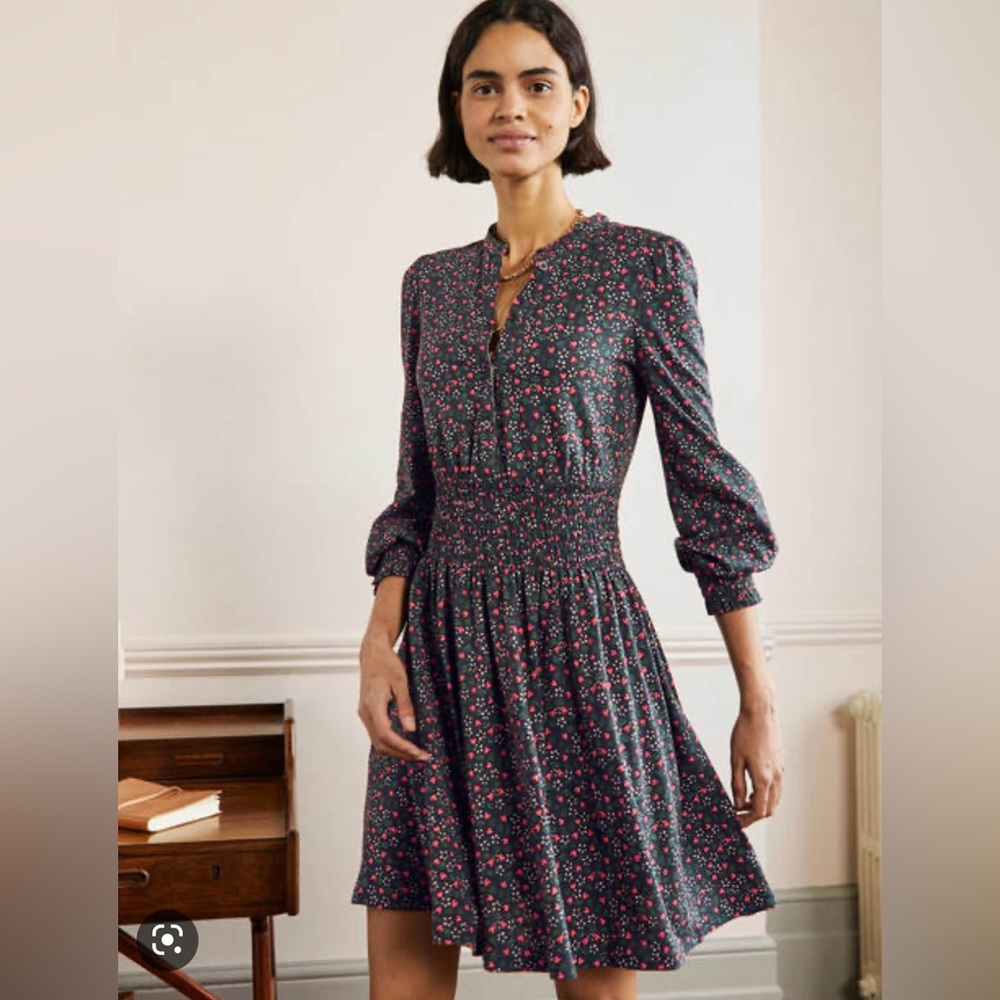 Boden Smocked Jersey Shirt Dress